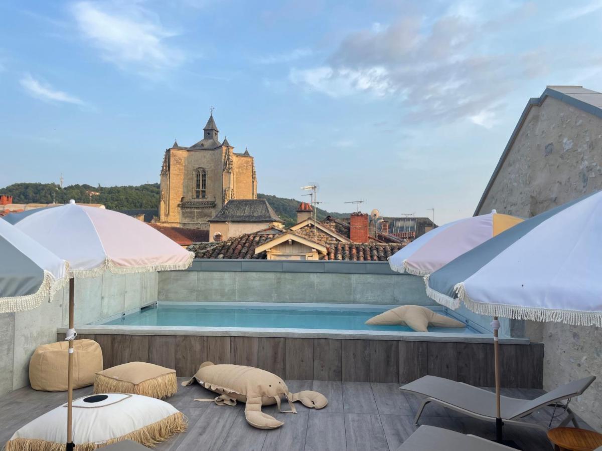 Appart'Hotel Les Fleurines By Urban Style Villefranche-de-Rouergue Exterior photo
