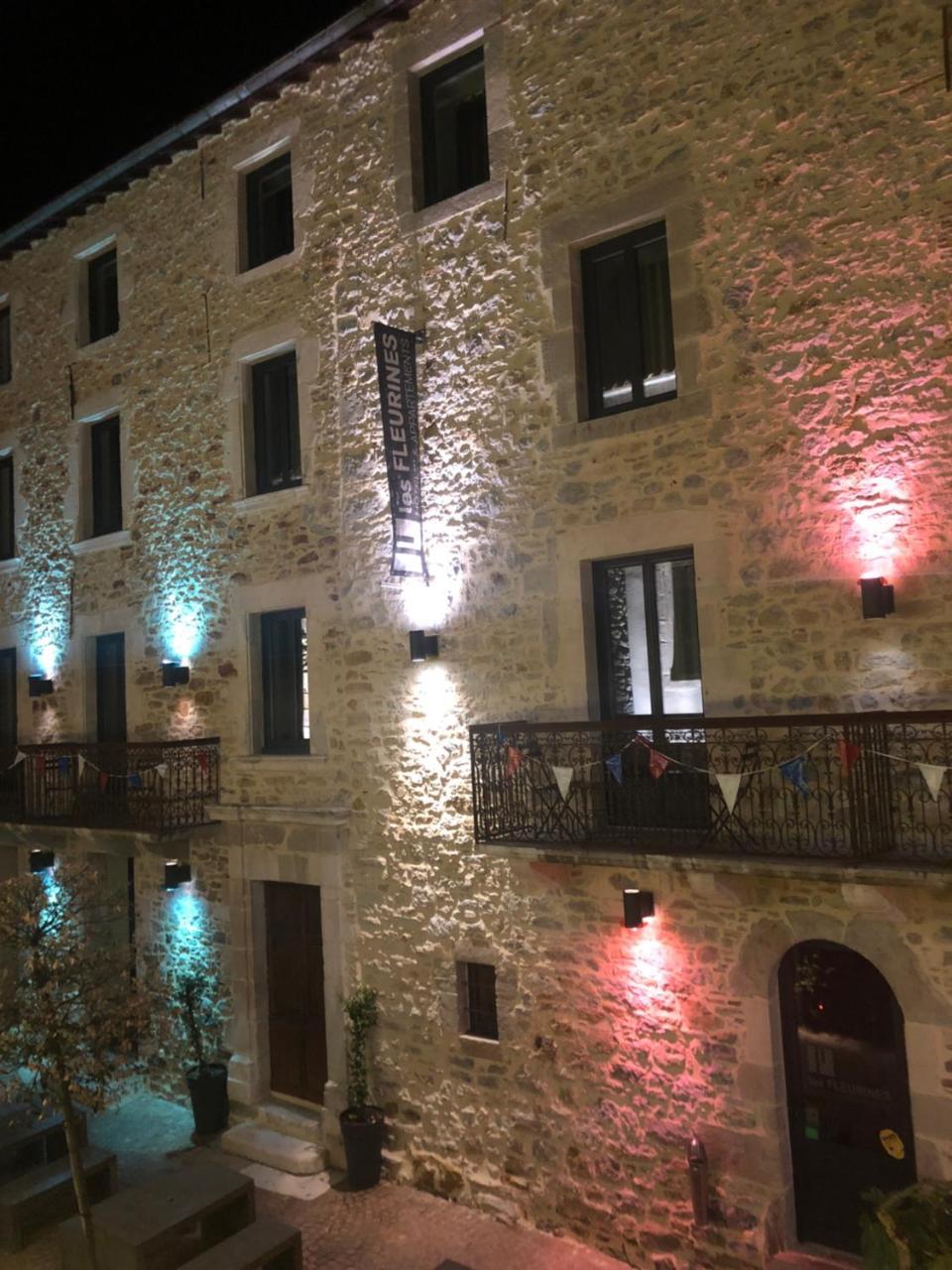 Appart'Hotel Les Fleurines By Urban Style Villefranche-de-Rouergue Exterior photo