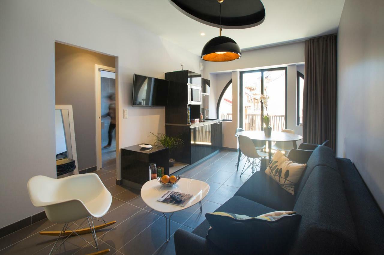 Appart'Hotel Les Fleurines By Urban Style Villefranche-de-Rouergue Exterior photo